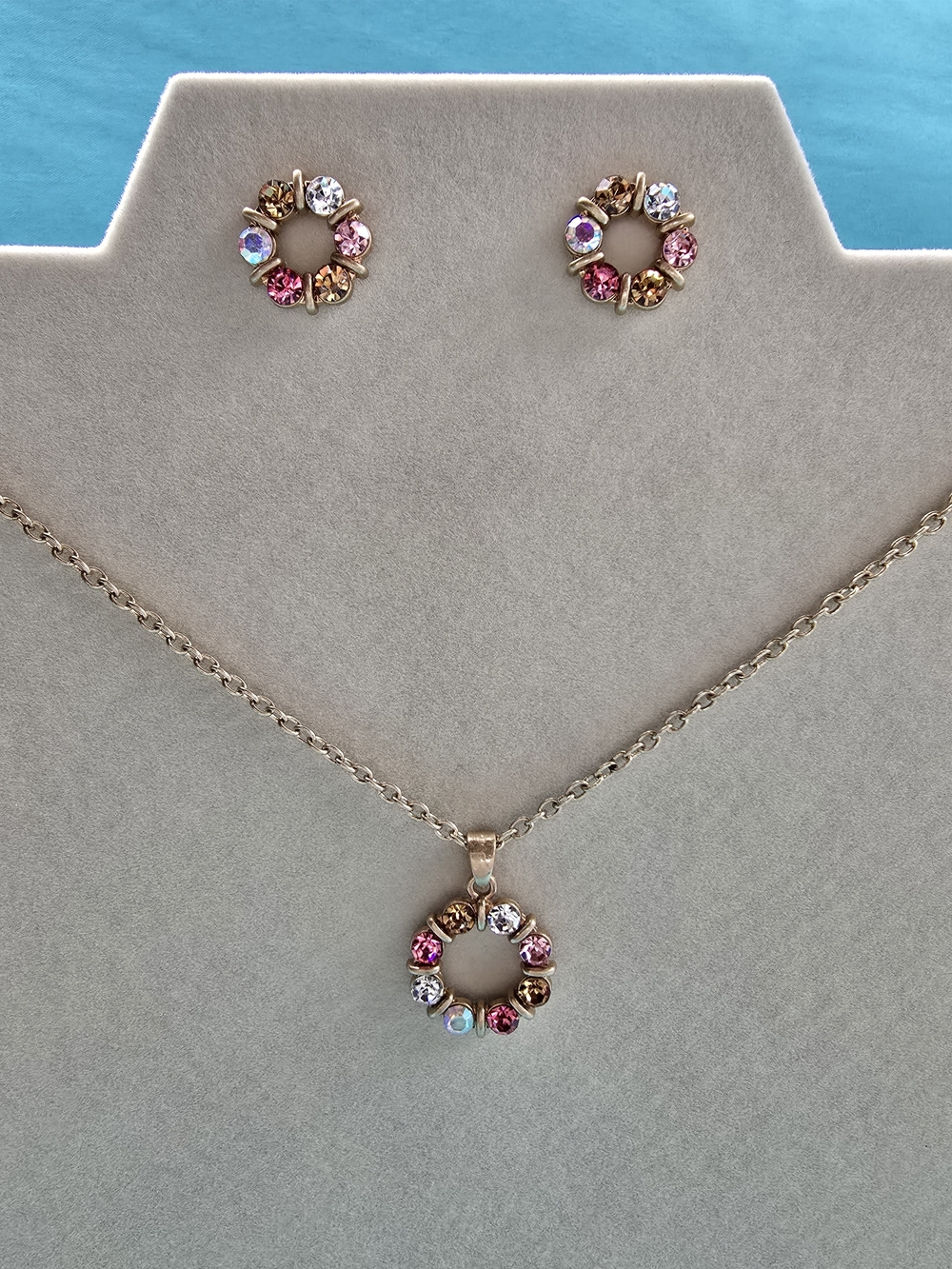 Plunder Gold-Tone Pink & Clear Crystal Wreath Necklace with Stud Earrings